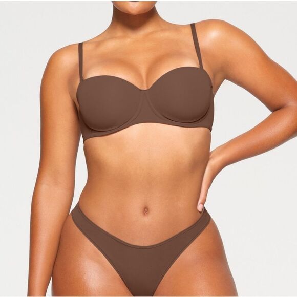 SKIMS‎ Fits Everybody STRAPLESS BRA Jasper Nwt in packaging - Picture 5 of 8